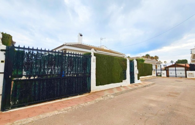 Villa - Resale - Los Alcazares - Los Alcazares