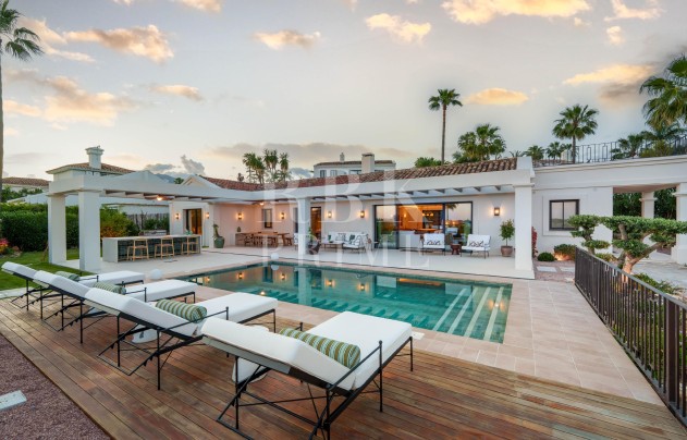 Villa - Resale - Malaga - Nueva Andalucía