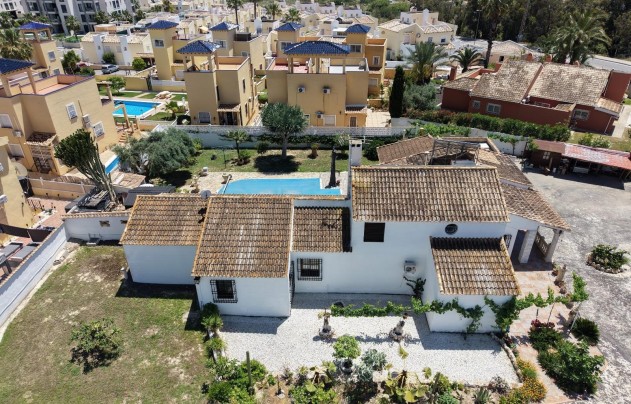 Villa - Resale - Orihuela Costa - Villamartín