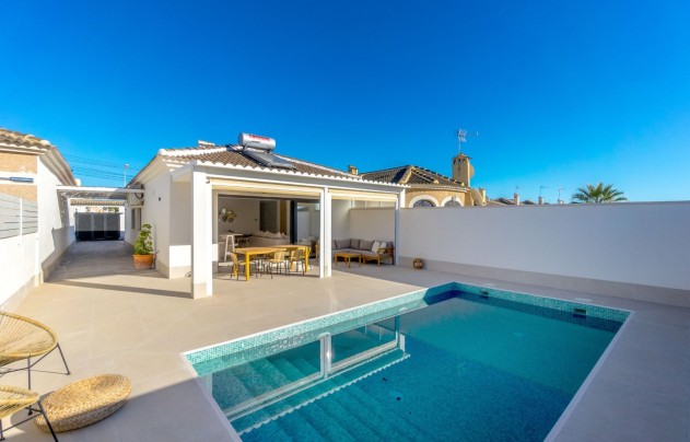 Villa - Resale - Torrevieja - San Luis