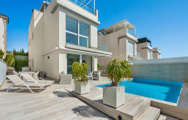 Villa - Resale - Torrevieja - Torrevieja