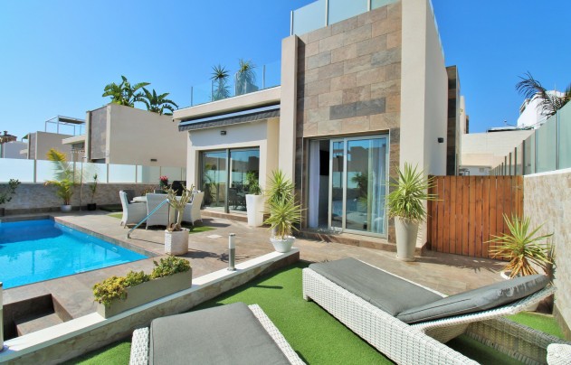 Villa - Resale - Villamartín - Villamartín