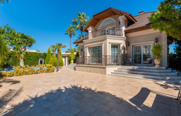 Villa - Reventa - Ciudad Quesada - Doña Pepa