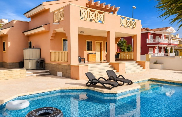 Villa - Reventa - Ciudad Quesada - La Fiesta