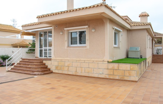 Villa - Reventa - La Manga del Mar Menor - La Manga del Mar Menor