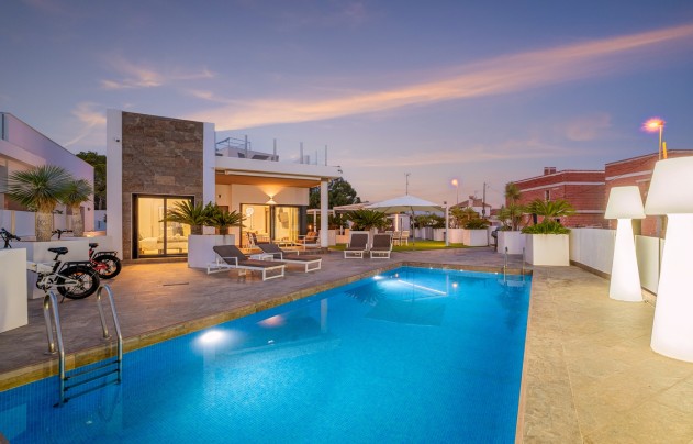 Villa - Reventa - Orihuela Costa - MM-48376