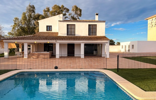 Villa - Reventa - Santa Pola - El Poble Llevanti