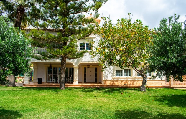 Villa - Revente - Orihuela Costa - MUY CERCA DE LA PLAYA