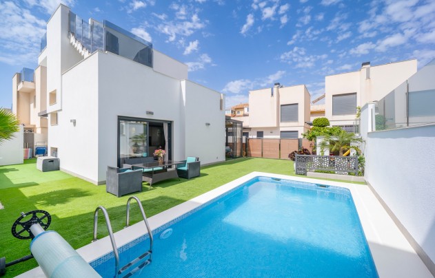 Villa - Revente - Torrevieja - Torrevieja