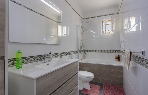 Revente - Villa - Albatera