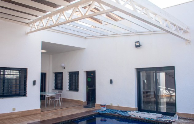 Resale - Villa - Pilar de la Horadada - Torre de la Horadada