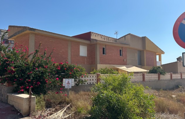 Herverkoop - Villa - Guardamar del Segura