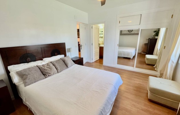 Resale - Villa - Torrellano