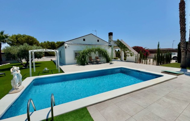 Resale - Villa - Torrellano