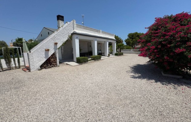 Resale - Villa - Torrellano