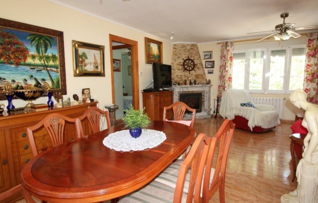 Resale - Villa - Torrevieja - Los Balcones