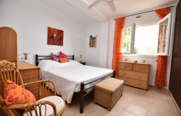 Resale - Villa - Algorfa - Montemar