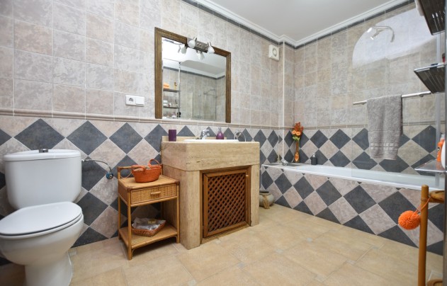 Resale - Villa - Algorfa - Montemar