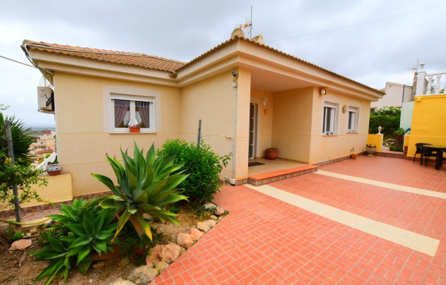 Resale - Villa - Algorfa - Montemar