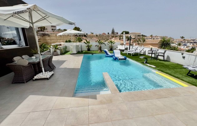 Resale - Villa - Ciudad Quesada