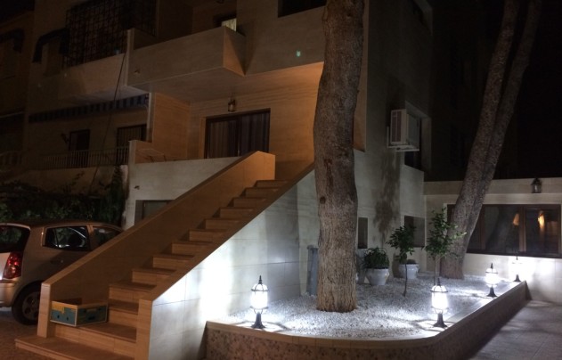 Resale - House - Punta Prima