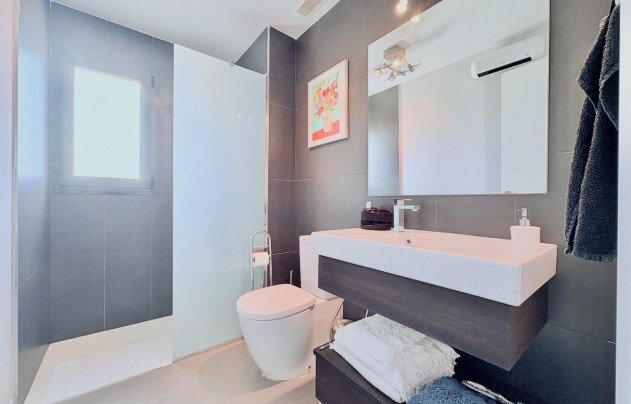 Resale - Apartment - Dehesa de Campoamor - Las Ramblas