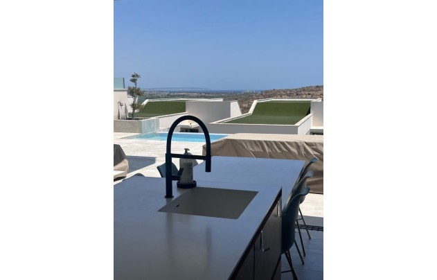 Resale - Villa - Rojales