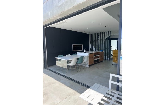 Resale - Villa - Rojales