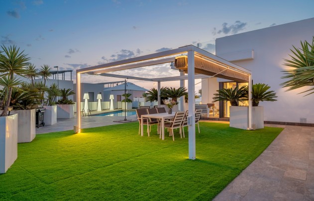 Resale - Villa - Orihuela Costa - Villamartín