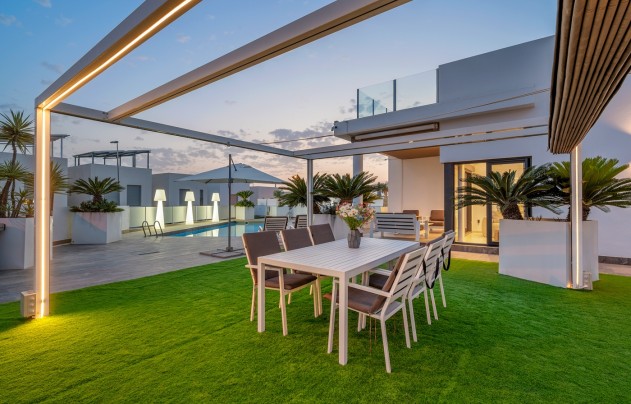 Resale - Villa - Orihuela Costa - Villamartín