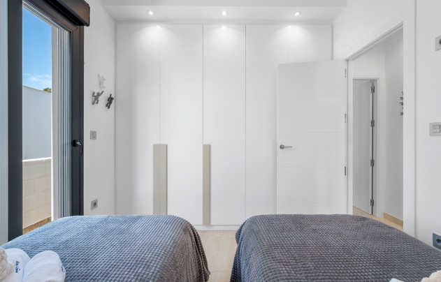 Resale - Villa - Orihuela Costa - Villamartín