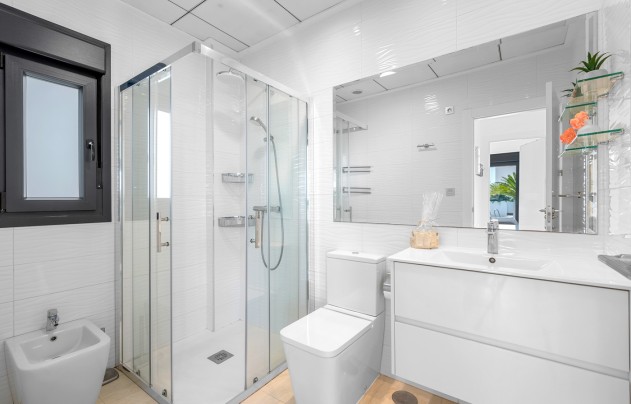 Resale - Villa - Orihuela Costa - Villamartín