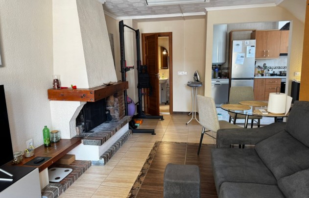 Resale - House - Punta Prima