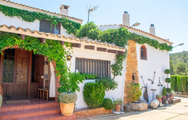 Reventa - Villa - Onil