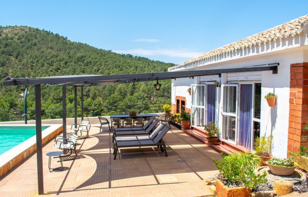 Reventa - Villa - Onil