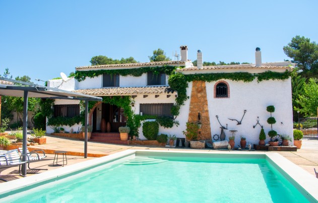 Reventa - Villa - Onil