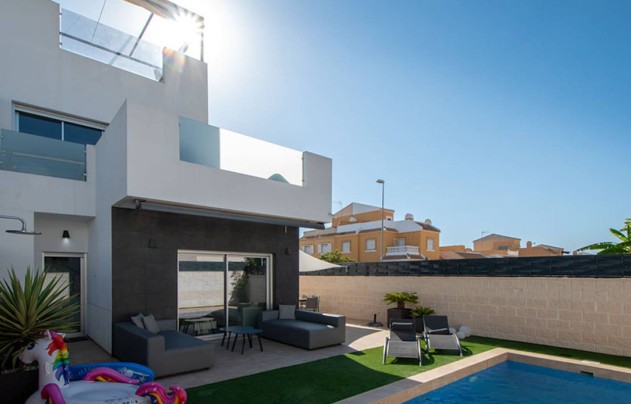 Resale - Villa - Ciudad Quesada