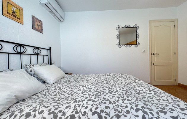 Resale - Villa - Blanca