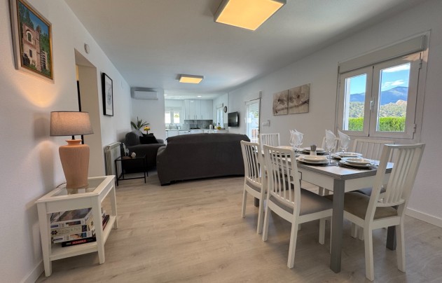 Resale - Villa - Blanca