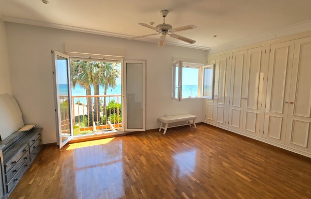 Reventa - Casa - El Campello