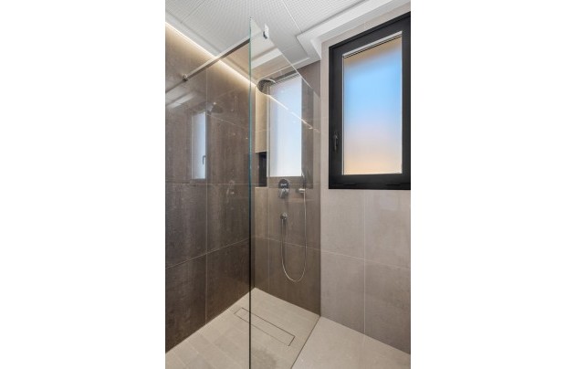 Resale - Villa - Guardamar del Segura