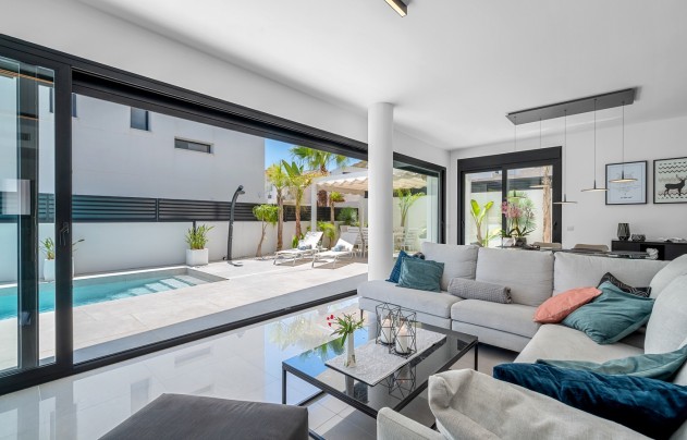 Resale - Villa - Guardamar del Segura