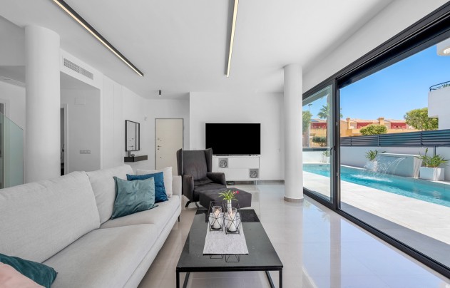 Resale - Villa - Guardamar del Segura