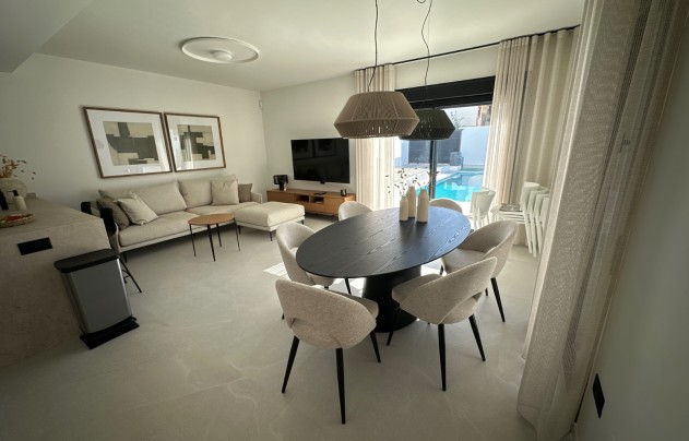 Resale - Villa - Ciudad Quesada