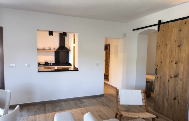 Resale - Villa - Benissa - La Fustera