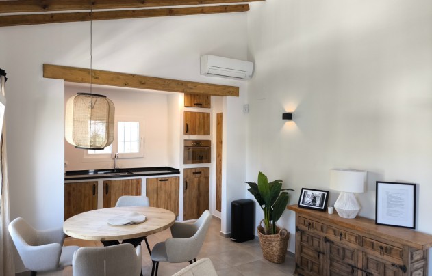 Resale - Villa - Benissa - La Fustera