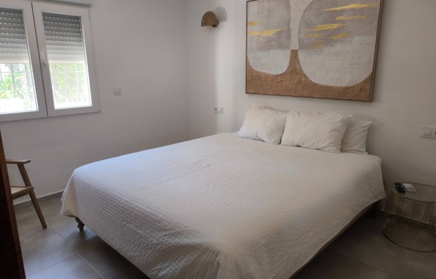 Resale - Villa - Benissa - La Fustera