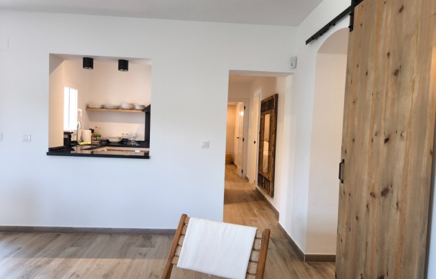 Resale - Villa - Benissa - La Fustera