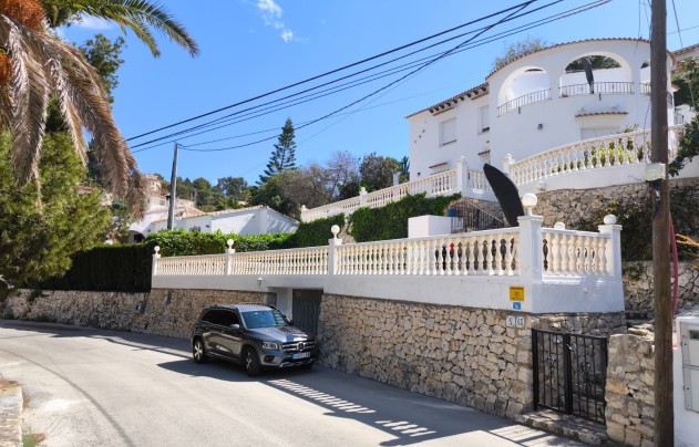 Resale - Villa - Benissa - La Fustera