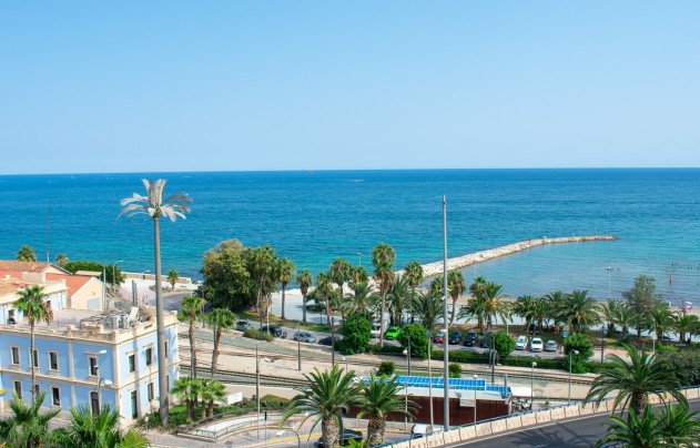 Resale - Apartment - Alicante - Casco antiguo